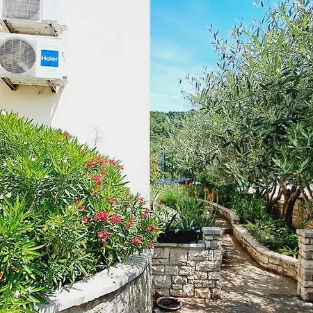 アパート Darija & Pero