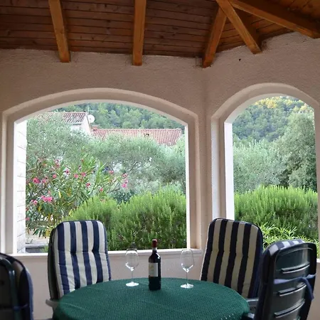 アパート Darija & Pero