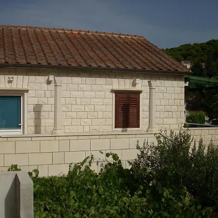 Apartman Darija & Pero Pučišća