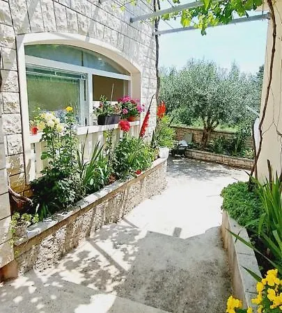 Darija & Pero * Pučišća