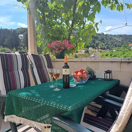 Apartman Darija & Pero Pučišća