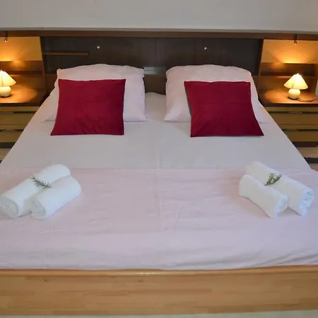 Apartamento Darija & Pero Pucisca